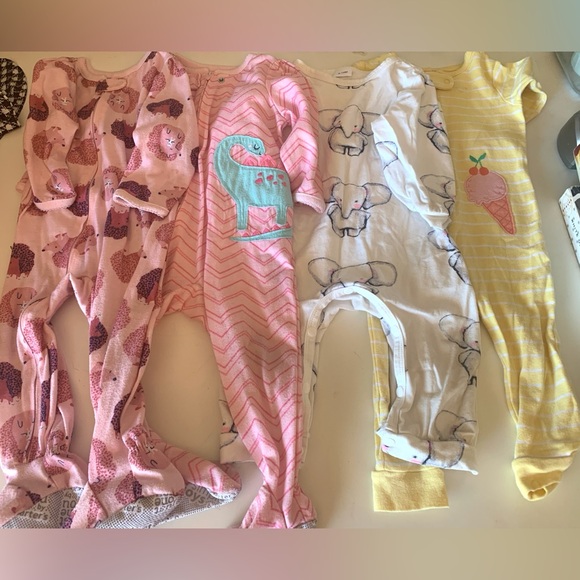 Carter's Other - Carter’s Bundle of 4 Infant Girl Sleepers